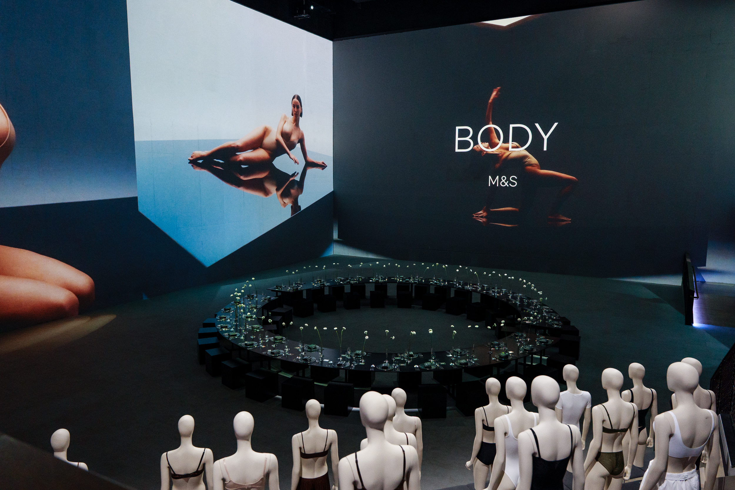 0041.m&s_body_event_lightroom_@jamesdkelly.L1671811